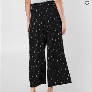 Diamond printed crop pants